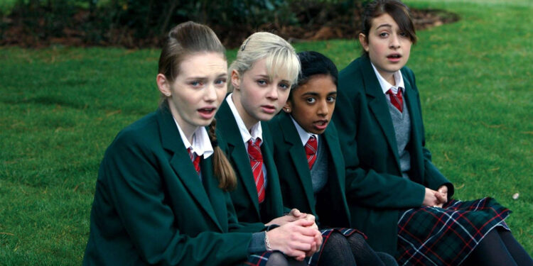 Angus, Thongs and Perfect Snogging
