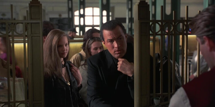 Under Siege 2: Dark Territory