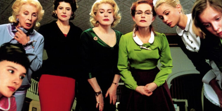 8 Women