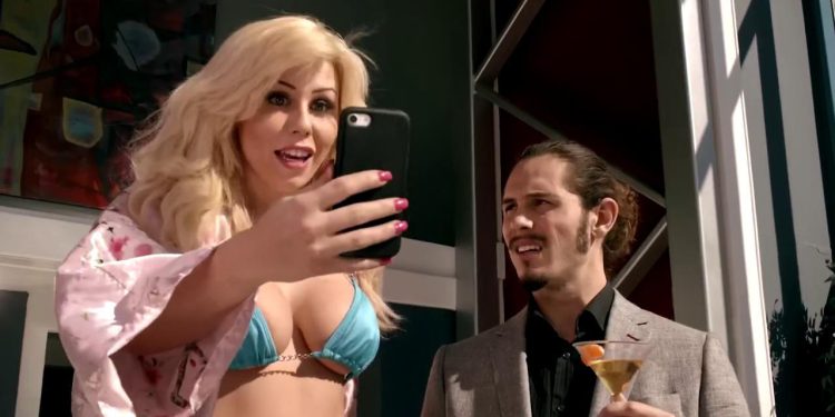 Attack of the 50 Foot Camgirl