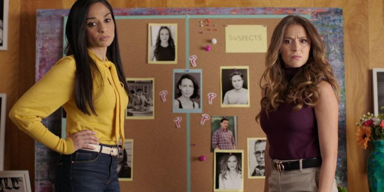 Picture Perfect Mysteries: Exit Stage Death