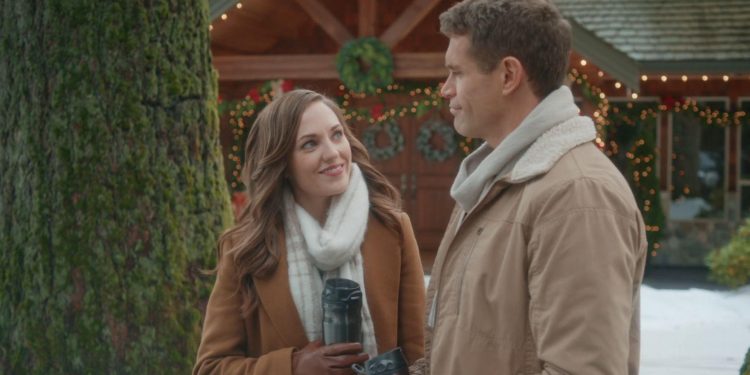 A Homecoming for the Holidays